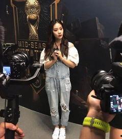 女导播国产在线播放