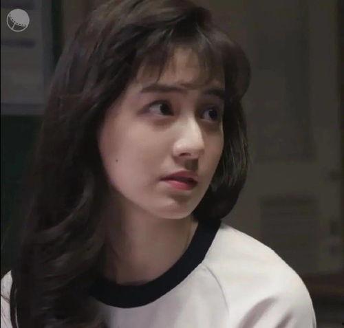 病娇女国产真人视频在线,禁忌之恋的惊悚演绎